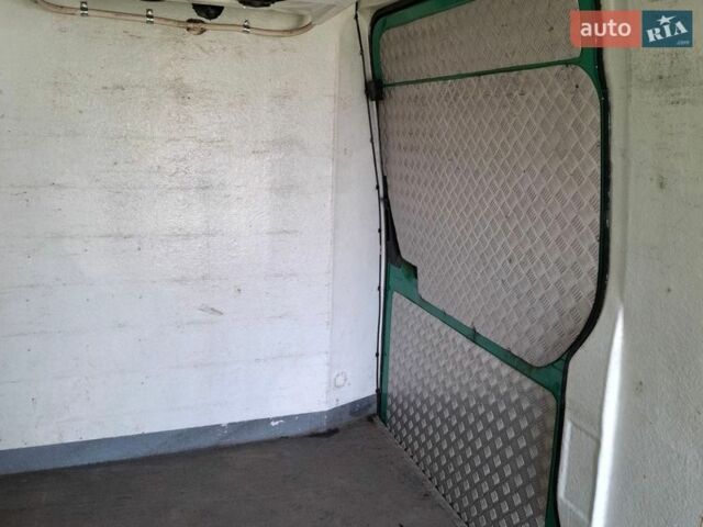 Зеленый Мерседес Sprinter, объемом двигателя 2.14 л и пробегом 476 тыс. км за 16500 $, фото 3 на Automoto.ua