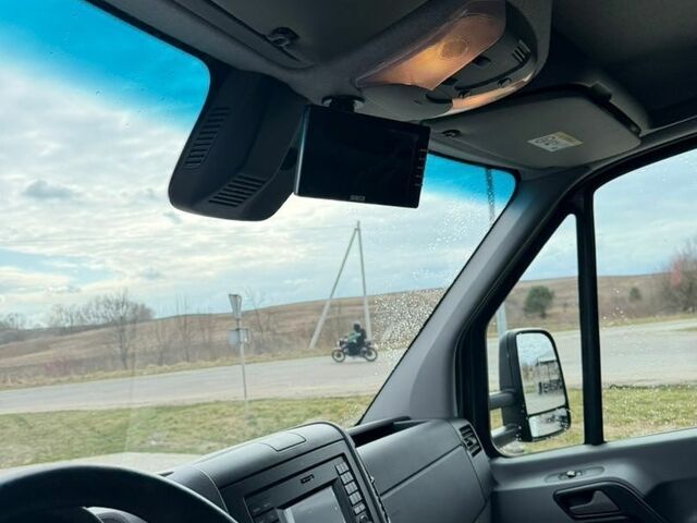 Зеленый Мерседес Sprinter, объемом двигателя 2.99 л и пробегом 148 тыс. км за 49500 $, фото 14 на Automoto.ua