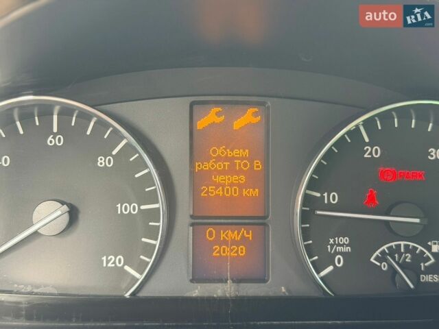 Зелений Мерседес Sprinter, об'ємом двигуна 2.1 л та пробігом 280 тис. км за 24900 $, фото 33 на Automoto.ua