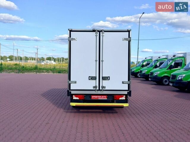 Зелений Мерседес Sprinter, об'ємом двигуна 2.1 л та пробігом 365 тис. км за 24900 $, фото 9 на Automoto.ua
