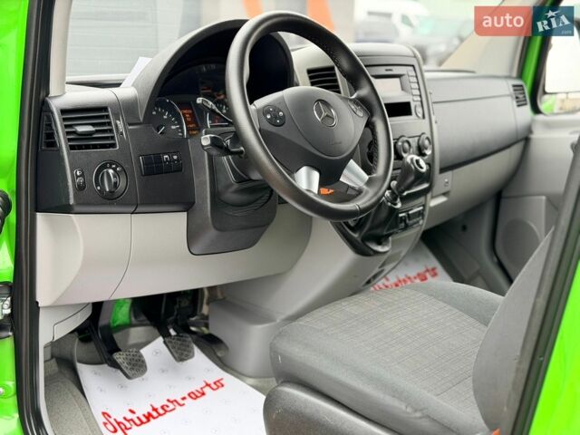 Зеленый Мерседес Sprinter, объемом двигателя 2.1 л и пробегом 278 тыс. км за 24500 $, фото 17 на Automoto.ua