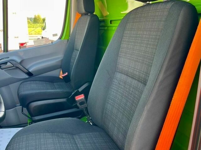 Зелений Мерседес Sprinter, об'ємом двигуна 2.1 л та пробігом 326 тис. км за 24900 $, фото 28 на Automoto.ua