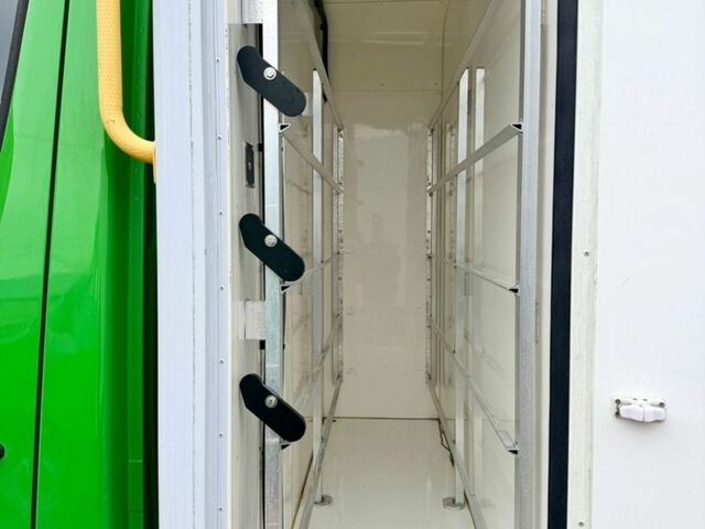 Зеленый Мерседес Sprinter, объемом двигателя 2.1 л и пробегом 278 тыс. км за 24500 $, фото 39 на Automoto.ua