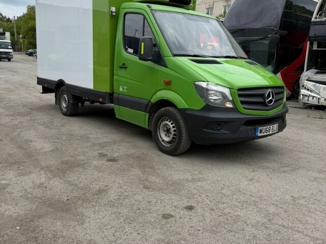 Зелений Мерседес Sprinter, об'ємом двигуна 2.2 л та пробігом 268 тис. км за 20500 $, фото 30 на Automoto.ua