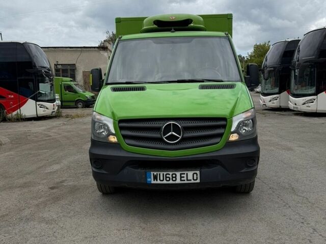 Зелений Мерседес Sprinter, об'ємом двигуна 2.2 л та пробігом 268 тис. км за 20500 $, фото 8 на Automoto.ua