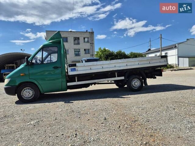Зеленый Мерседес Sprinter, объемом двигателя 2.15 л и пробегом 350 тыс. км за 10500 $, фото 15 на Automoto.ua