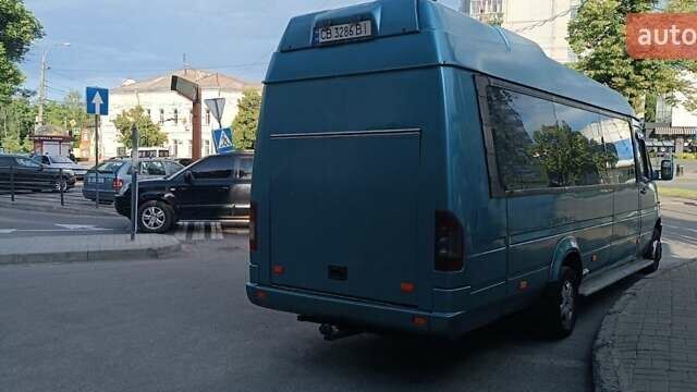 Зеленый Мерседес Sprinter, объемом двигателя 2.87 л и пробегом 1000 тыс. км за 15000 $, фото 7 на Automoto.ua