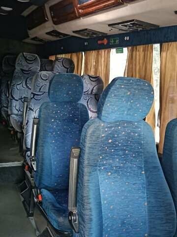 Зеленый Мерседес Sprinter, объемом двигателя 2.87 л и пробегом 1000 тыс. км за 15000 $, фото 4 на Automoto.ua