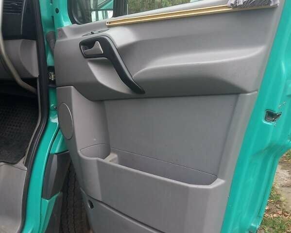 Зелений Мерседес Sprinter, об'ємом двигуна 2.14 л та пробігом 480 тис. км за 29200 $, фото 4 на Automoto.ua