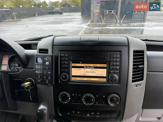 Зеленый Мерседес Sprinter, объемом двигателя 3 л и пробегом 397 тыс. км за 36499 $, фото 10 на Automoto.ua
