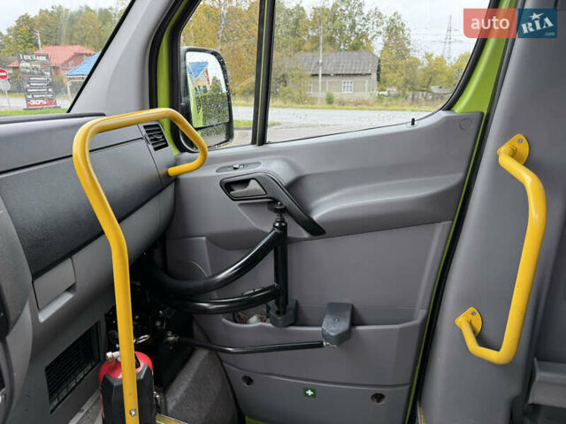 Зеленый Мерседес Sprinter, объемом двигателя 3 л и пробегом 397 тыс. км за 36499 $, фото 14 на Automoto.ua