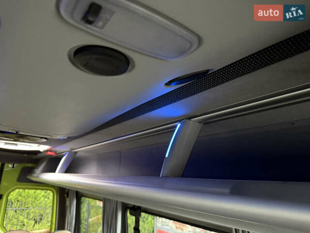 Зеленый Мерседес Sprinter, объемом двигателя 3 л и пробегом 397 тыс. км за 36499 $, фото 11 на Automoto.ua