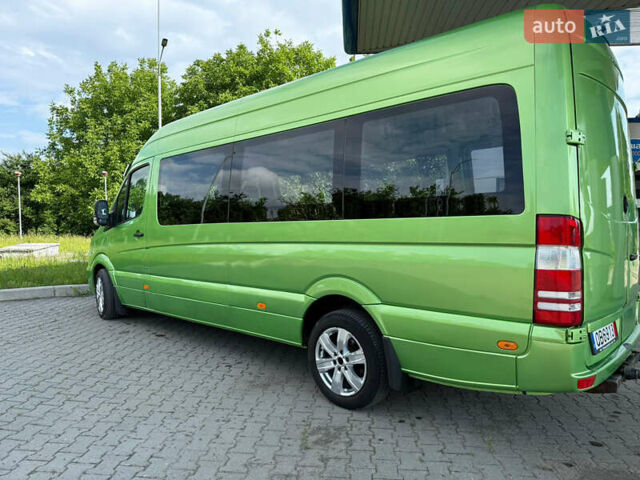 Зеленый Мерседес Sprinter, объемом двигателя 3 л и пробегом 298 тыс. км за 25900 $, фото 4 на Automoto.ua