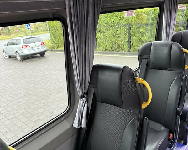 Зеленый Мерседес Sprinter, объемом двигателя 3 л и пробегом 397 тыс. км за 36499 $, фото 12 на Automoto.ua