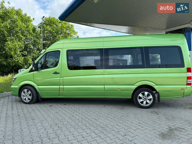 Зеленый Мерседес Sprinter, объемом двигателя 3 л и пробегом 298 тыс. км за 25900 $, фото 3 на Automoto.ua