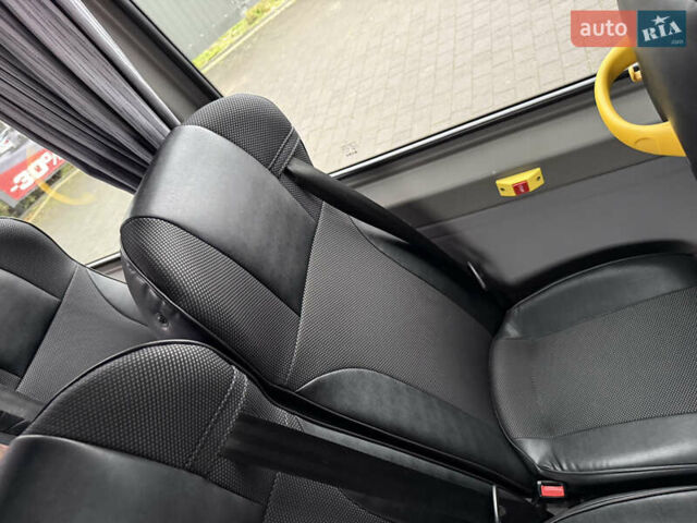 Зеленый Мерседес Sprinter, объемом двигателя 3 л и пробегом 397 тыс. км за 36499 $, фото 8 на Automoto.ua