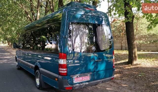 Зеленый Мерседес Sprinter, объемом двигателя 3 л и пробегом 296 тыс. км за 49900 $, фото 16 на Automoto.ua