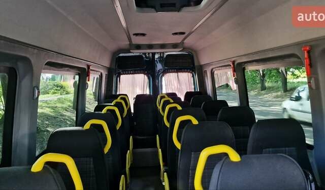 Зеленый Мерседес Sprinter, объемом двигателя 3 л и пробегом 296 тыс. км за 49900 $, фото 32 на Automoto.ua