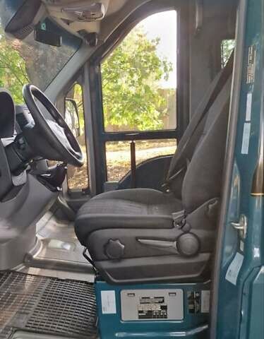 Зеленый Мерседес Sprinter, объемом двигателя 3 л и пробегом 296 тыс. км за 49900 $, фото 17 на Automoto.ua