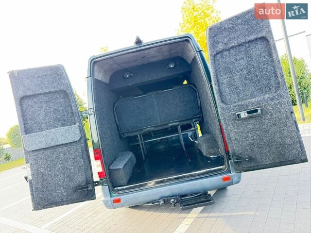 Зеленый Мерседес Sprinter, объемом двигателя 2.7 л и пробегом 460 тыс. км за 7900 $, фото 60 на Automoto.ua