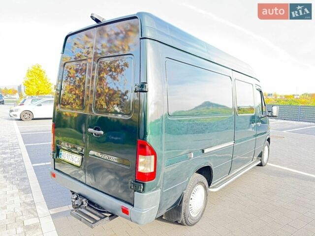 Зеленый Мерседес Sprinter, объемом двигателя 2.7 л и пробегом 460 тыс. км за 7900 $, фото 4 на Automoto.ua