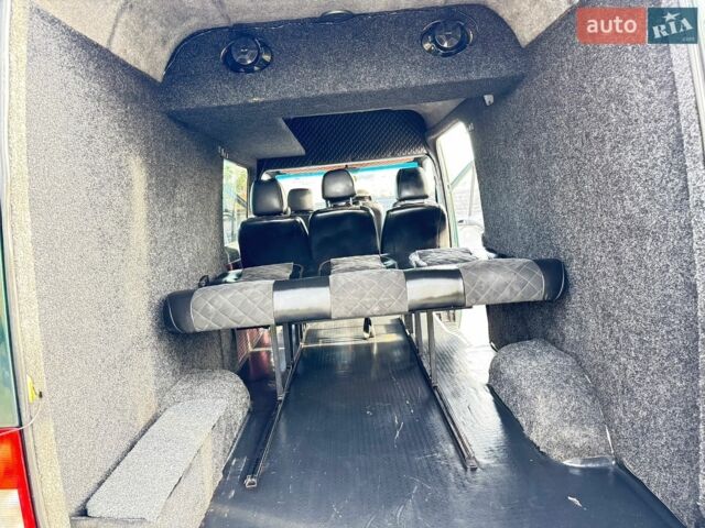 Зеленый Мерседес Sprinter, объемом двигателя 2.7 л и пробегом 460 тыс. км за 7900 $, фото 34 на Automoto.ua
