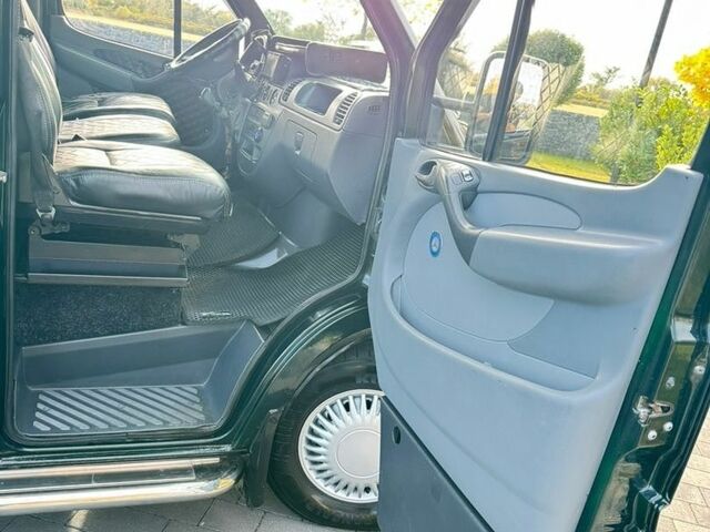 Зеленый Мерседес Sprinter, объемом двигателя 2.7 л и пробегом 460 тыс. км за 7900 $, фото 57 на Automoto.ua