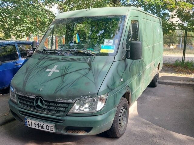 Зелений Мерседес Sprinter, об'ємом двигуна 0.22 л та пробігом 849 тис. км за 5513 $, фото 1 на Automoto.ua