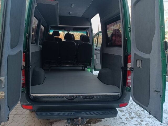 Зеленый Мерседес Sprinter, объемом двигателя 3 л и пробегом 160 тыс. км за 17300 $, фото 5 на Automoto.ua