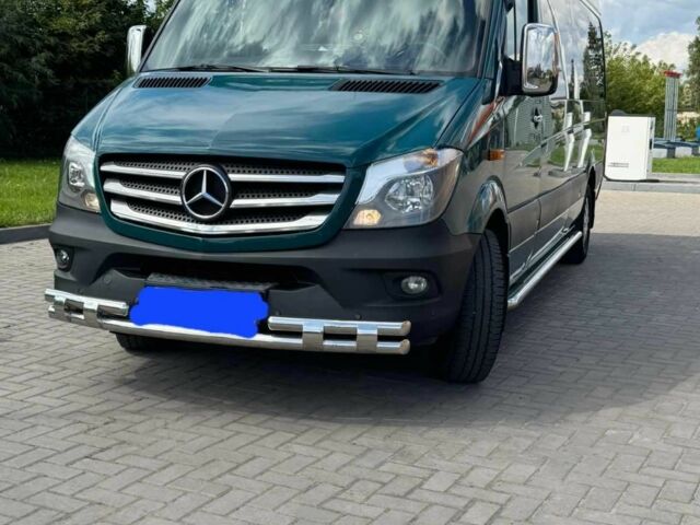 Зеленый Мерседес Sprinter, объемом двигателя 2.2 л и пробегом 380 тыс. км за 20500 $, фото 1 на Automoto.ua