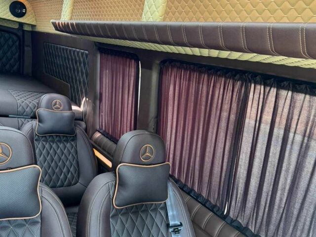 Зеленый Мерседес Sprinter, объемом двигателя 2.2 л и пробегом 380 тыс. км за 20500 $, фото 8 на Automoto.ua