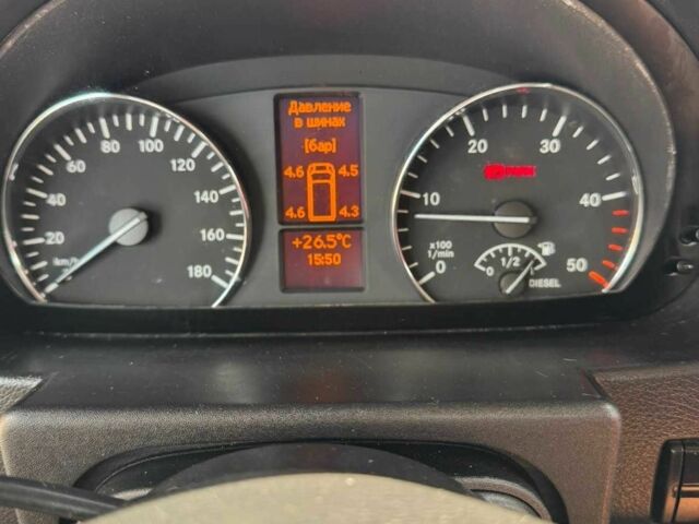 Зеленый Мерседес Sprinter, объемом двигателя 2.2 л и пробегом 380 тыс. км за 20500 $, фото 12 на Automoto.ua