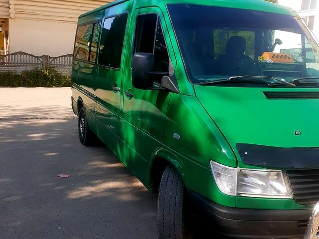 Зелений Мерседес Sprinter, об'ємом двигуна 2.9 л та пробігом 600 тис. км за 6200 $, фото 1 на Automoto.ua
