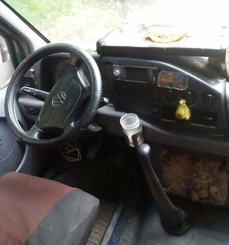 Зелений Мерседес Sprinter, об'ємом двигуна 2.3 л та пробігом 300 тис. км за 2700 $, фото 7 на Automoto.ua