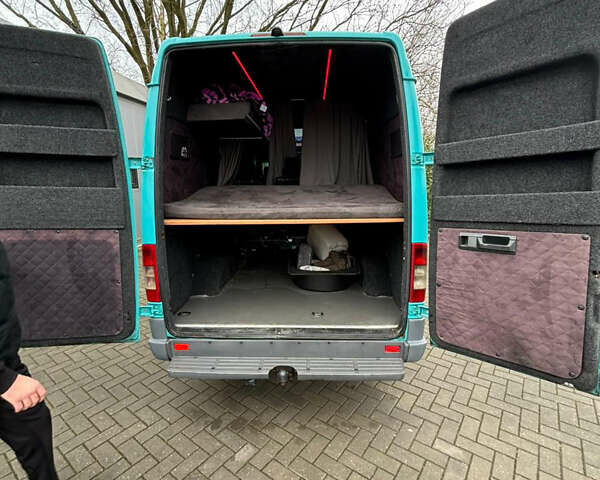 Зелений Мерседес Sprinter, об'ємом двигуна 2.9 л та пробігом 248 тис. км за 9500 $, фото 10 на Automoto.ua