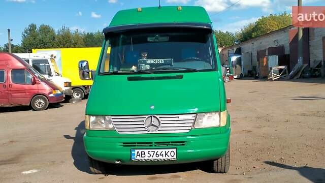 Зеленый Мерседес Sprinter, объемом двигателя 2.87 л и пробегом 560 тыс. км за 9500 $, фото 2 на Automoto.ua