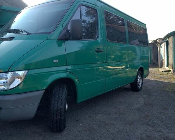 Зелений Мерседес Sprinter, об'ємом двигуна 2.1 л та пробігом 324 тис. км за 12200 $, фото 26 на Automoto.ua