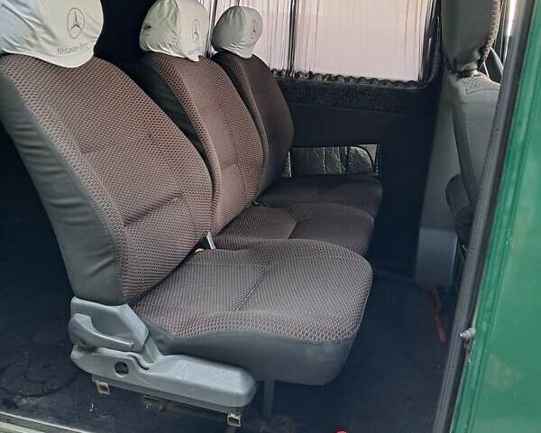 Зеленый Мерседес Sprinter, объемом двигателя 0 л и пробегом 544 тыс. км за 9000 $, фото 9 на Automoto.ua
