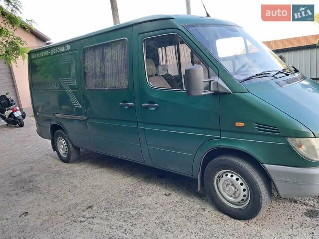Зеленый Мерседес Sprinter, объемом двигателя 0 л и пробегом 544 тыс. км за 9000 $, фото 3 на Automoto.ua