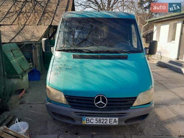 Зеленый Мерседес Sprinter, объемом двигателя 2.1 л и пробегом 547 тыс. км за 5300 $, фото 7 на Automoto.ua