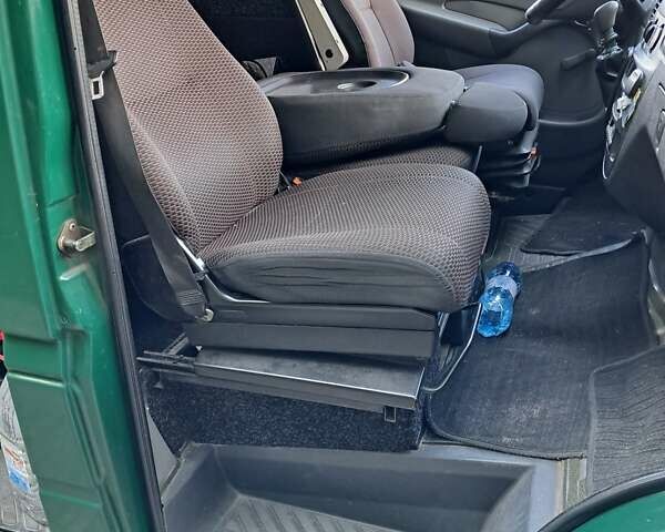 Зеленый Мерседес Sprinter, объемом двигателя 0 л и пробегом 544 тыс. км за 9000 $, фото 10 на Automoto.ua
