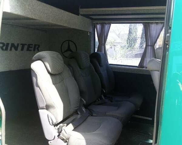 Зелений Мерседес Sprinter, об'ємом двигуна 2.7 л та пробігом 200 тис. км за 11200 $, фото 7 на Automoto.ua