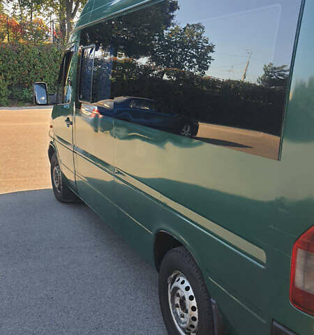 Зелений Мерседес Sprinter, об'ємом двигуна 2.2 л та пробігом 580 тис. км за 8500 $, фото 7 на Automoto.ua