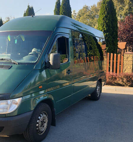 Зелений Мерседес Sprinter, об'ємом двигуна 2.2 л та пробігом 580 тис. км за 8500 $, фото 2 на Automoto.ua
