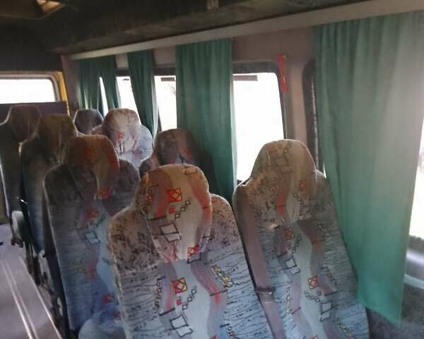 Зеленый Мерседес Sprinter, объемом двигателя 2.7 л и пробегом 900 тыс. км за 6500 $, фото 10 на Automoto.ua