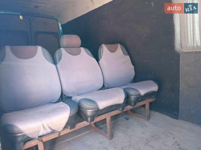 Зеленый Мерседес Sprinter, объемом двигателя 2.2 л и пробегом 730 тыс. км за 11090 $, фото 20 на Automoto.ua