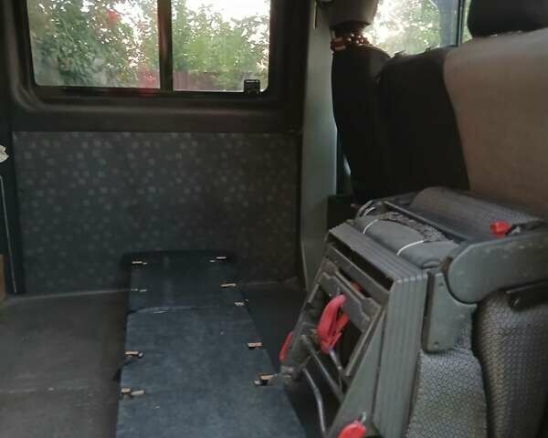 Зелений Мерседес Sprinter, об'ємом двигуна 2.2 л та пробігом 700 тис. км за 9000 $, фото 1 на Automoto.ua