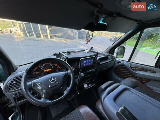 Зелений Мерседес Sprinter, об'ємом двигуна 2.7 л та пробігом 370 тис. км за 10800 $, фото 16 на Automoto.ua
