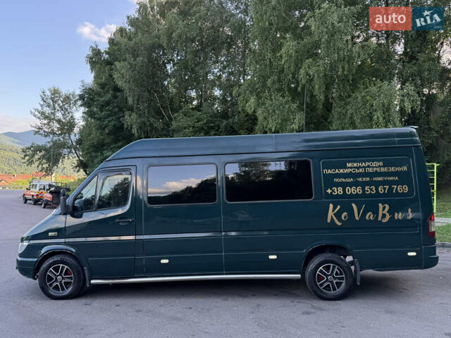 Зелений Мерседес Sprinter, об'ємом двигуна 2.7 л та пробігом 370 тис. км за 10800 $, фото 1 на Automoto.ua