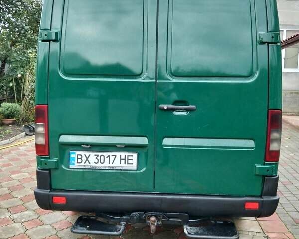 Зеленый Мерседес Sprinter, объемом двигателя 2.1 л и пробегом 750 тыс. км за 9700 $, фото 4 на Automoto.ua